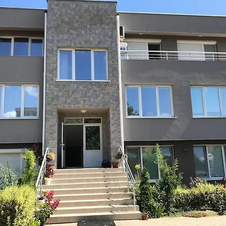 Beautiful Spacious 公寓 索佐波尔