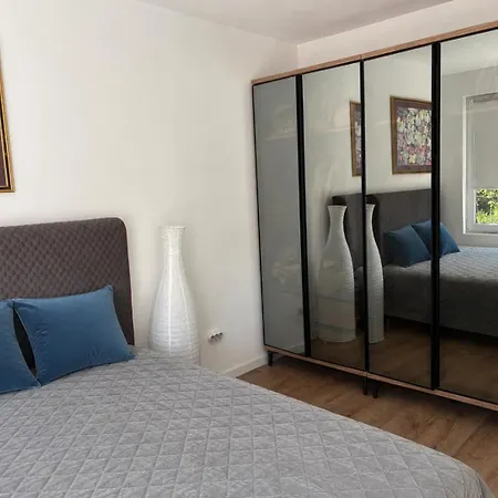 Beautiful Spacious 公寓
